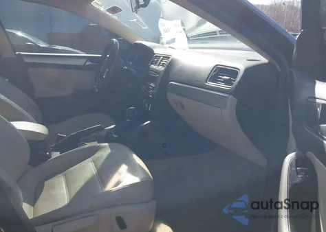 2013 Volkswagen Jetta 2.5L Se from USA, damaged, VIN 3VWDP7AJ3DM445474